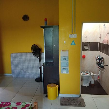 Inapan Desa Studio House Homestay Kangar Perlis 객실 사진